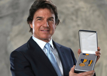Tom Cruise Honored as Real-Life Hero by the U.S. Navy