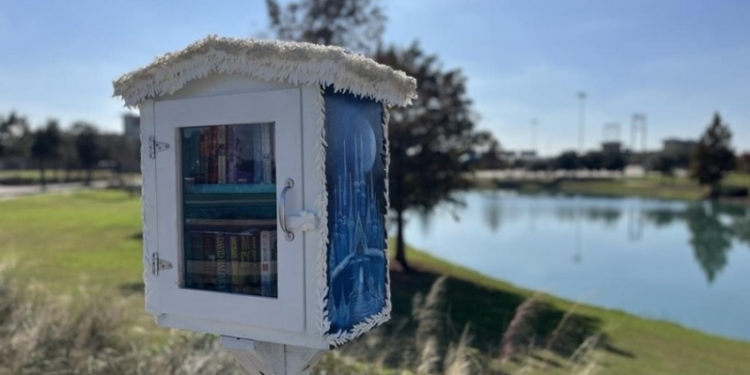 Sugar Land introduces 5 new little libraries across the city.