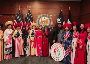 City Hall Hosts Vietnamese American Senior Association for Meaningful Exchange