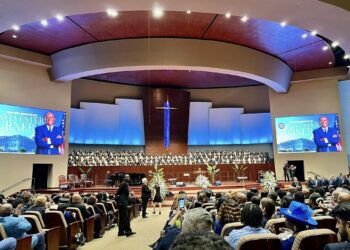 Thousands Gather to Honor Former Houston Mayor Sylvester Turner