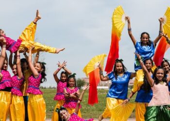 بین الاقوامی آرٹ اینڈ کائٹ فیسٹیول کا رنگا رنگ میلہ