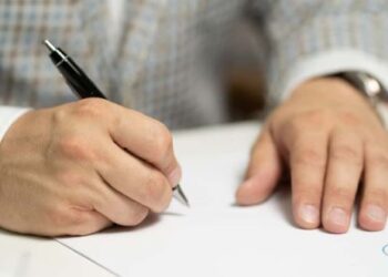 بچے کے نام کی قانونی تبدیلی کیسے کی جائے؟