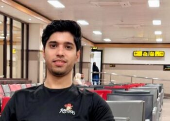 اسکواش کے ہیرو احسن ایاز کو فخرِ خیبر پختونخوا کا اعزاز ملا