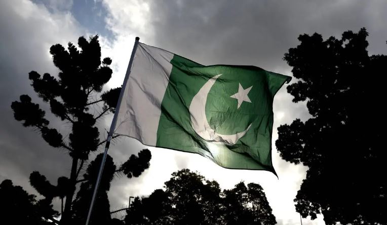 pakistani flag