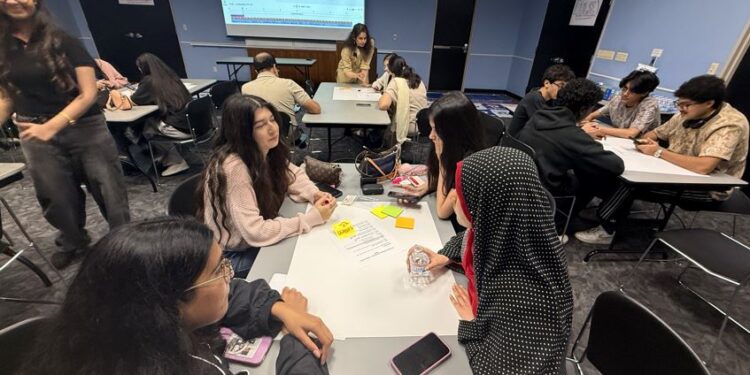 پلس کی جدید اے آئی اسٹوری ٹیلنگ ورکشاپ