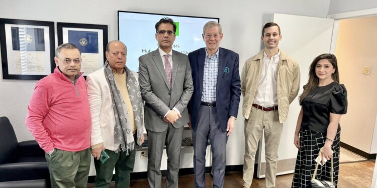 پاکستان سیلاب ریلیف و بحالی کی کوششوں کے تحت تین طبی امدادی کنٹینرز روانہ