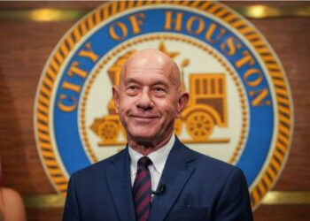 ہیوسٹن : خطرناک سرد موسم کی پیشگوئی، میئر وٹمائر کی شہریوں کو سڑکوں سے دور رہنے کی ہدایت